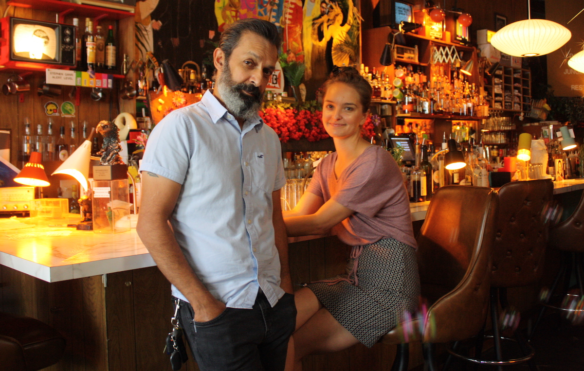 5f5fc3cf1b25a9d3111bc9ad_AtomicFeizalRachel4