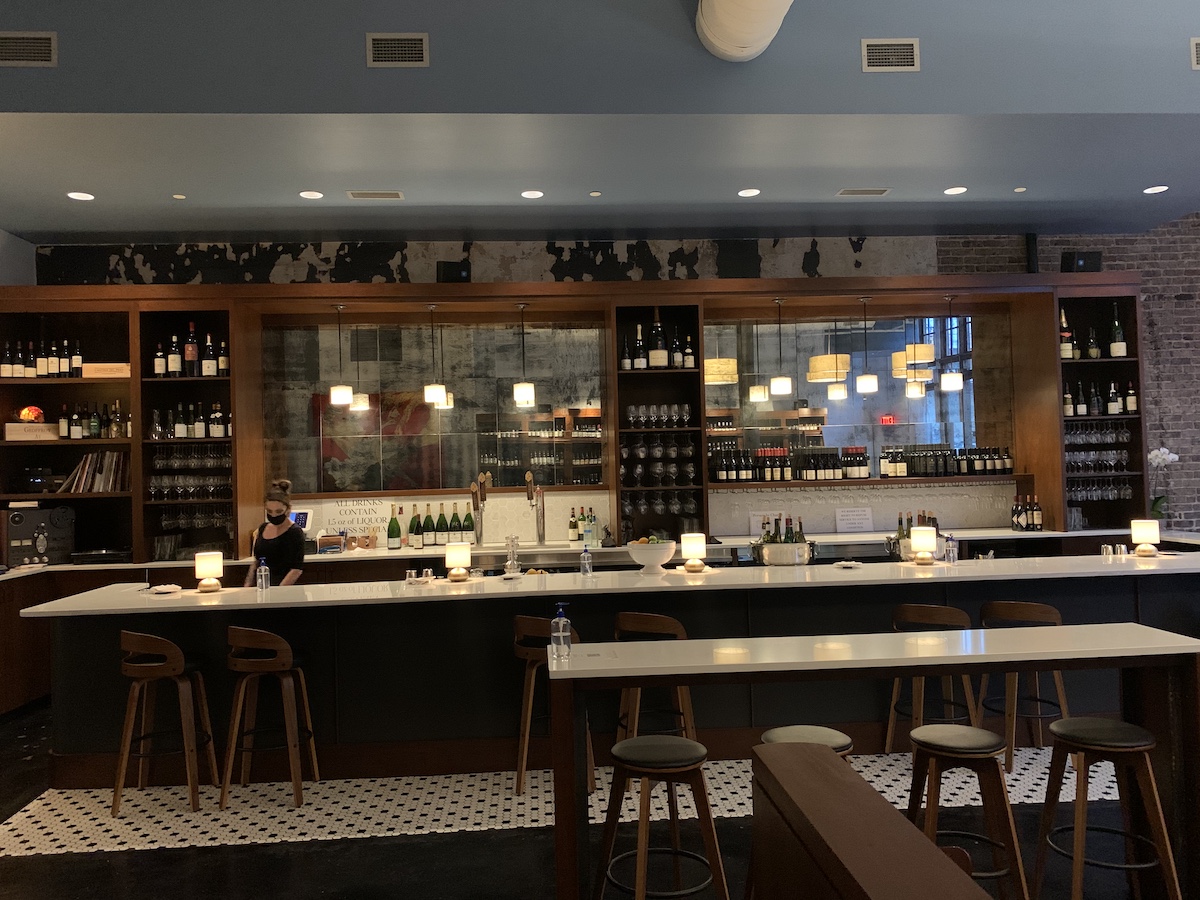 Wine and Dine at Birmingham's New Aviné | About Town, image size:1200x900