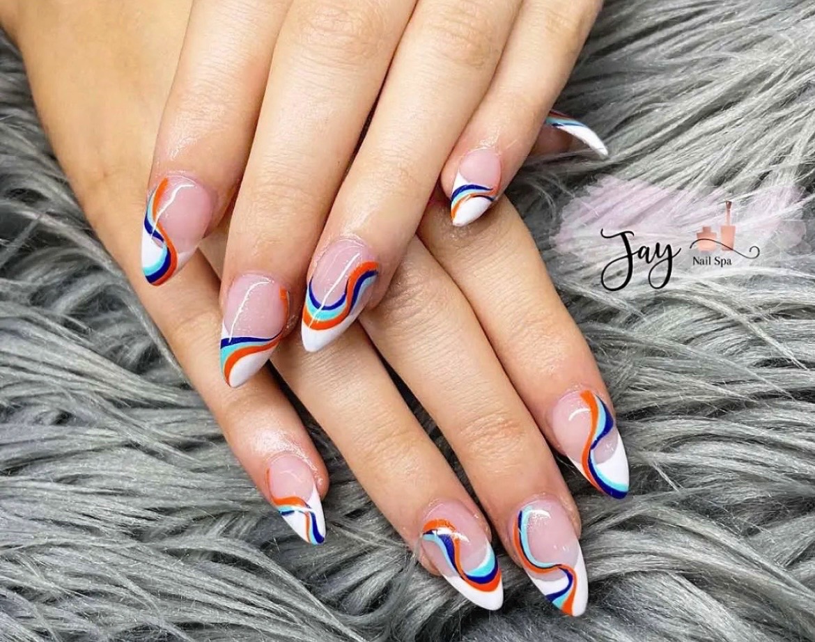 6234c1392b1ce2c724dcaee9_The-Magic-Citys-Top-5-Nail-Salons