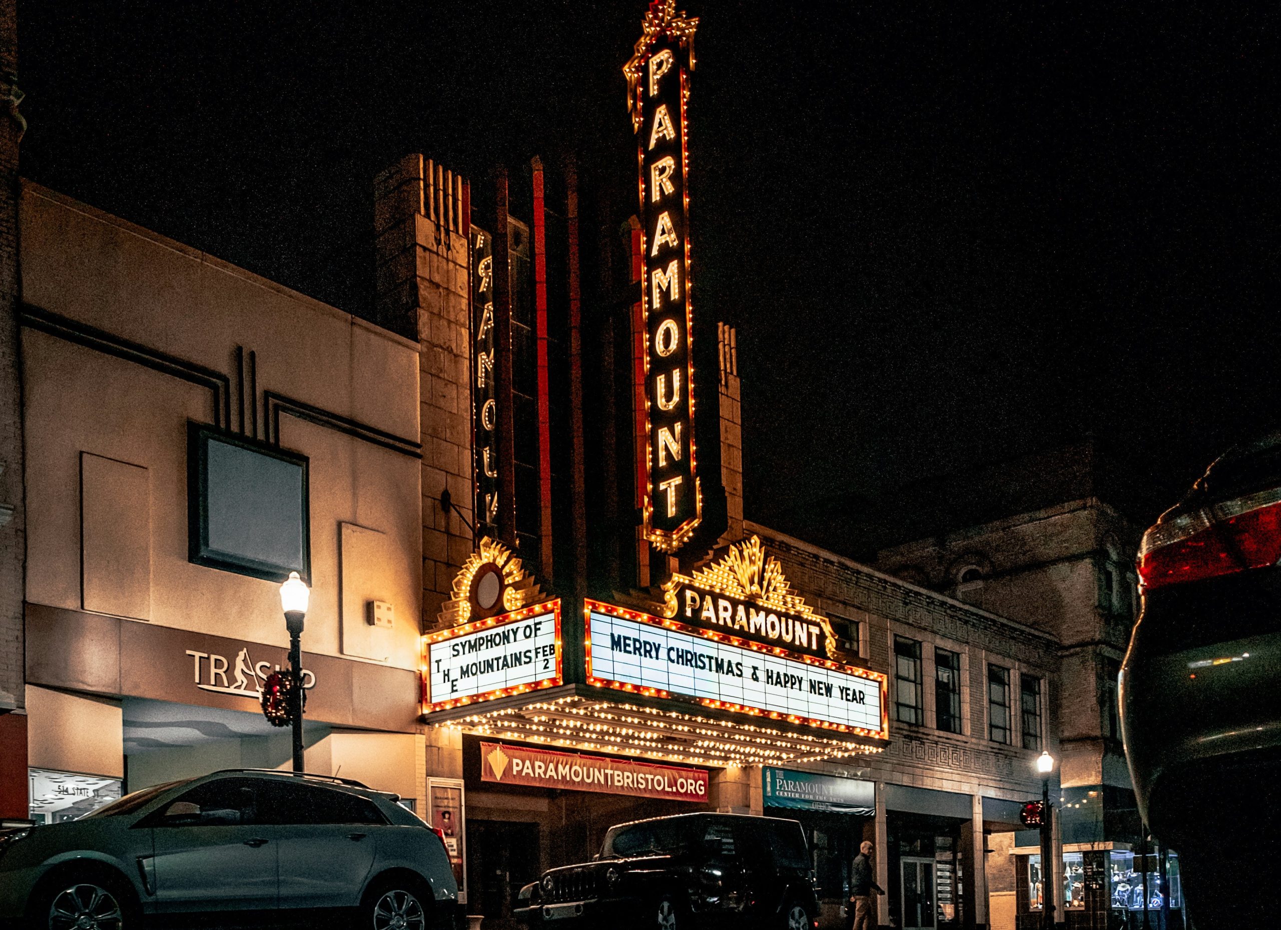 65660aaafb6220dd77bee20b_justin-campbell-4uD2O0znHTo-unsplash