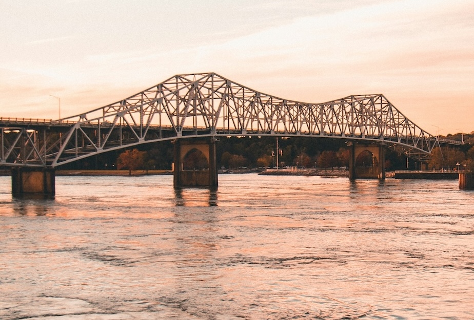 6814ddde4c318b9fbc9e6afb_zach-searcy-oraHpzxKvOQ-unsplash